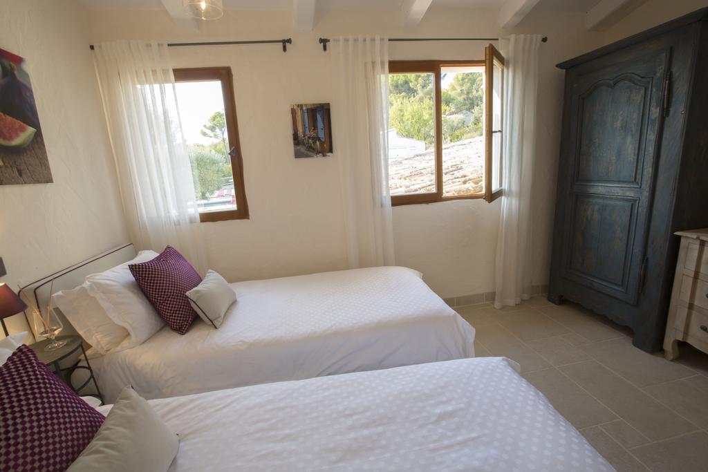 Mas Des Avelines Villa Le Brulat Exterior photo